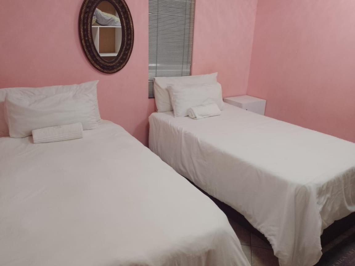 Gspot94-Gardenspot94 Appartement Johannesburg Buitenkant foto