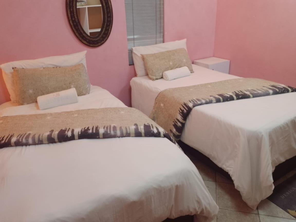 Gspot94-Gardenspot94 Appartement Johannesburg Buitenkant foto